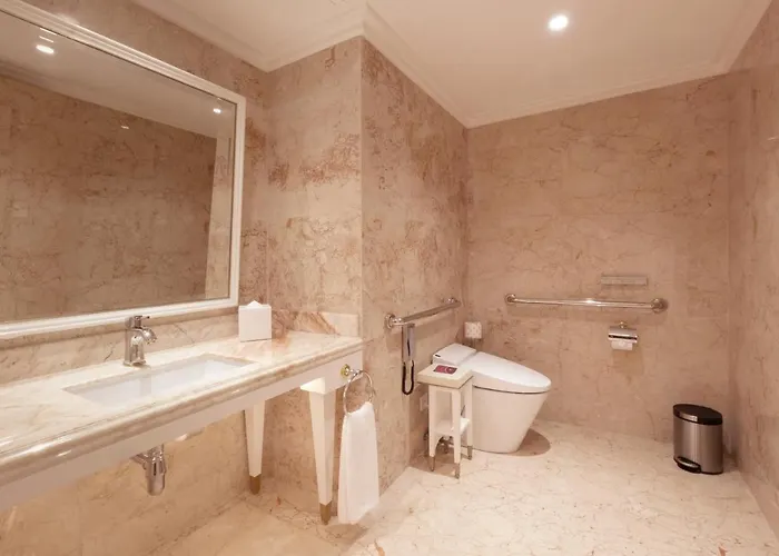 King Room Mobility accessible