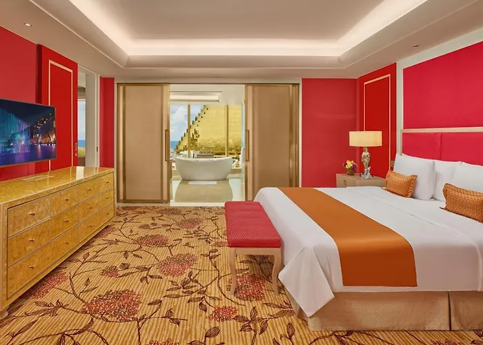 Premium King Suite
